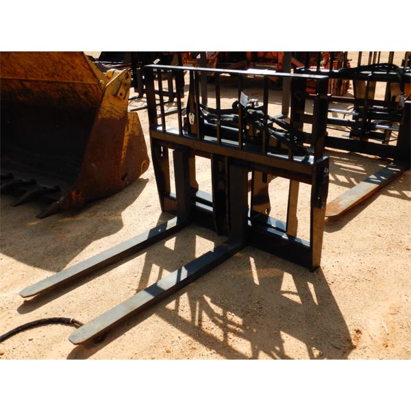 FORKLIFT ASSEMBLY Loader Attachments