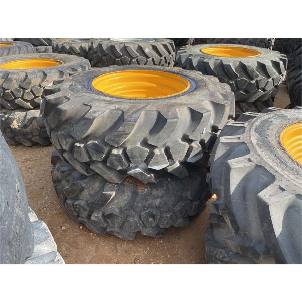 (2) 17.5-25 TIRES W/ RIMS