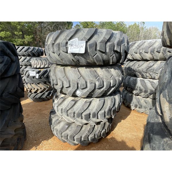 (4) 17.5-25 TIRES W/ RIMS