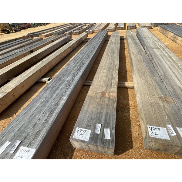 20" x 10' x 22' LAMINATED WOOD BEAM