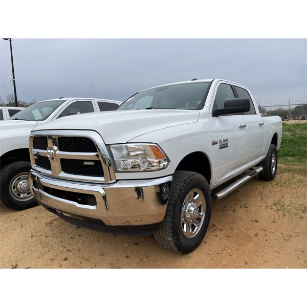 2018 RAM TRADESMAN 2500 HEAVY DUTY Pickup Truck