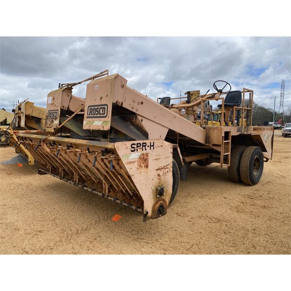 1991 ROSCO CHALLENGER SPR-H Asphalt Chip Spreader