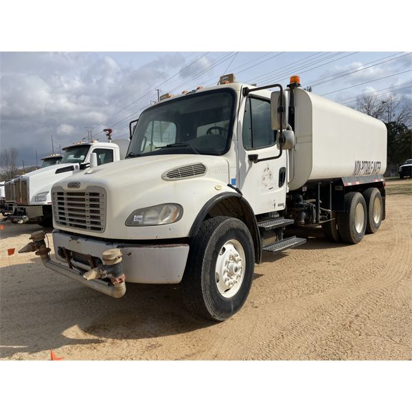 2007 FREIGHTLINER BUSINESS CLASS M2 Water Truck