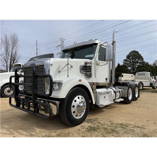 2011 FREIGHTLINER CORONADO Day Cab Truck