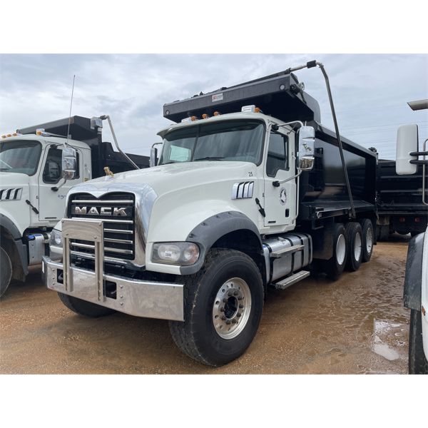 2023 MACK GR64F Dump Truck
