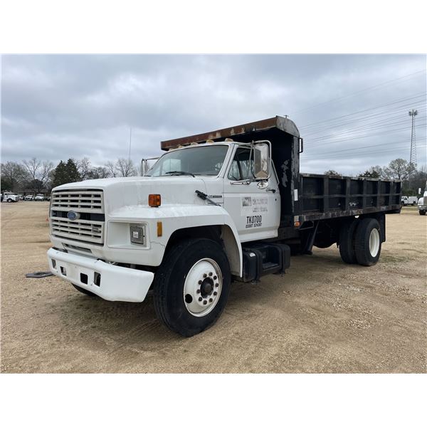 1992 FORD F700 Flatbed Dump Truck