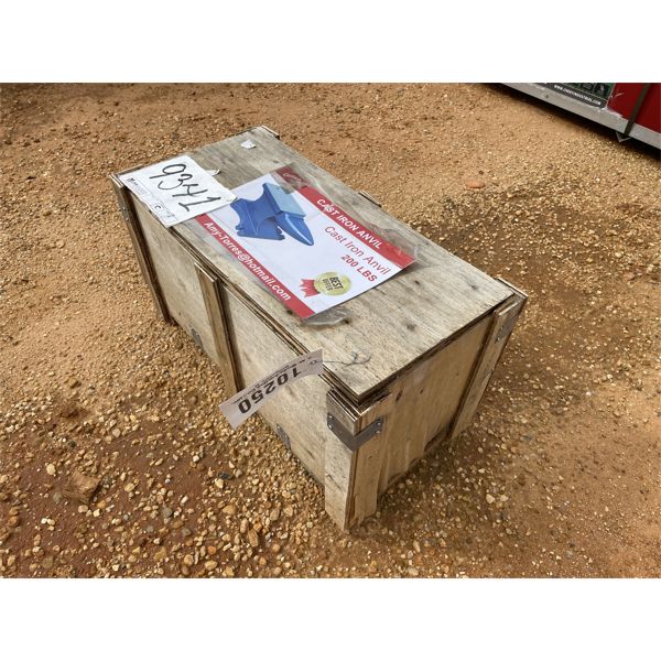 200 LB CAST IRON ANVIL