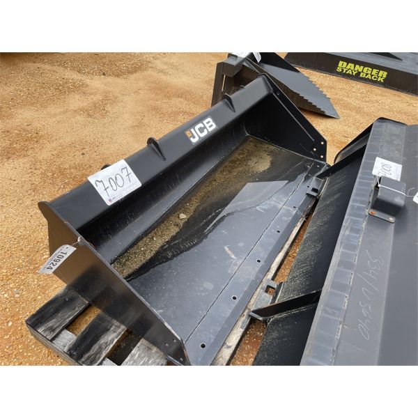 JCB 68" BUCKET