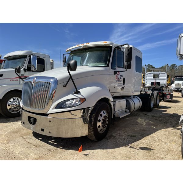 2015 INTERNATIONAL PROSTAR Sleeper Truck