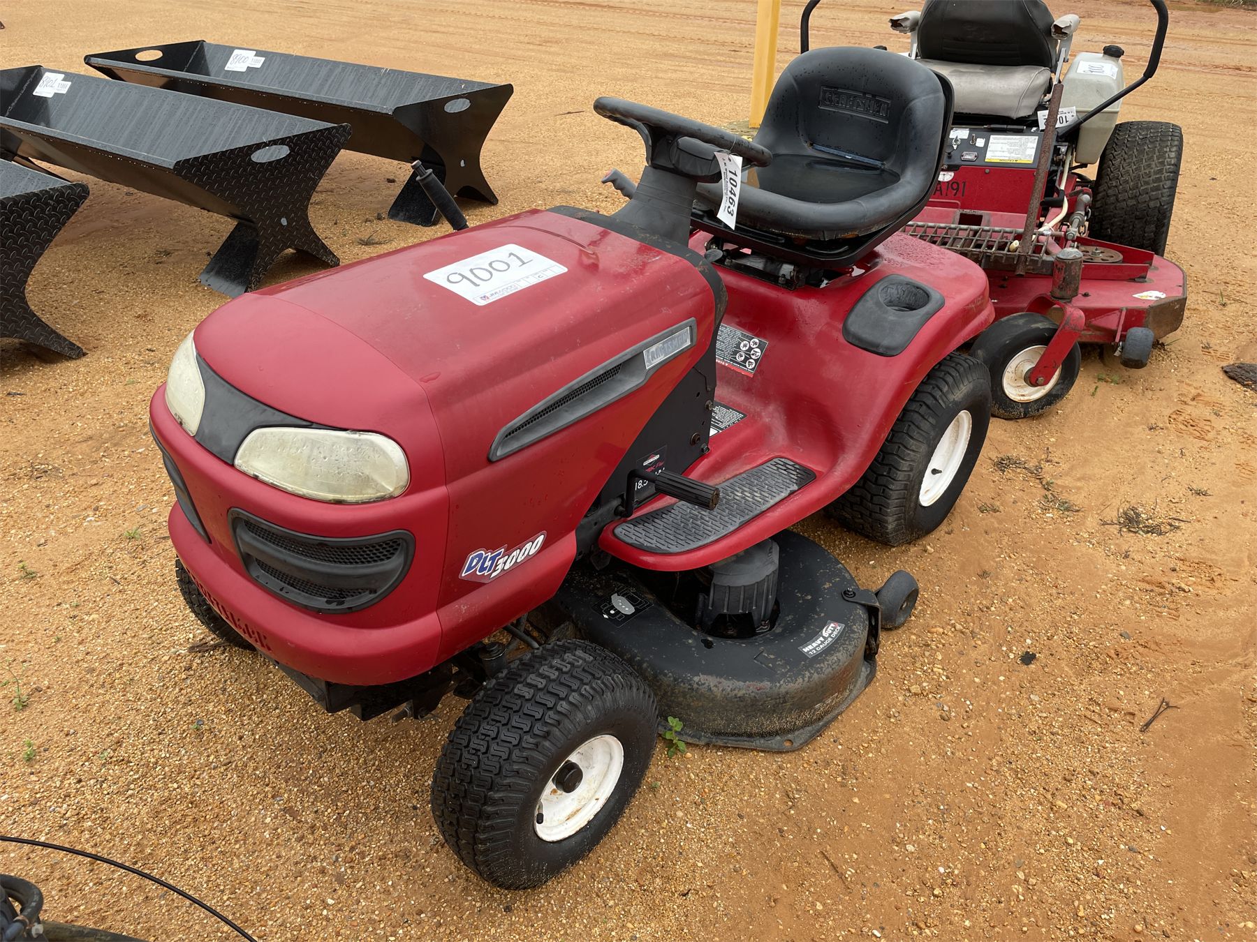 CRAFTSMAN DLT3000 Lawn Mower J.M. Wood Auction Company, Inc.