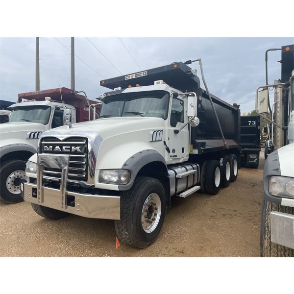 2017 MACK GU713 Dump Truck
