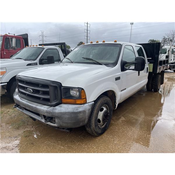 2001 FORD F350 XL Flatbed Dump Truck