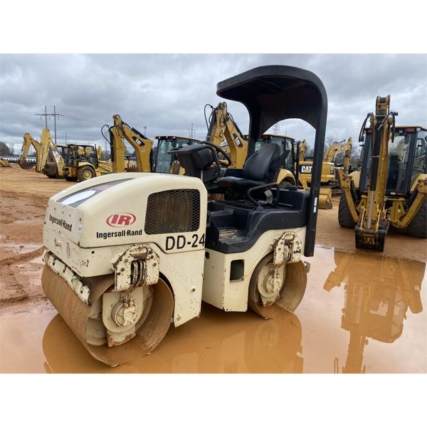 2003 INGERSOLL RAND DD-24 Roller