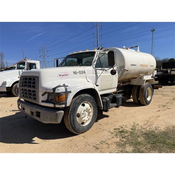 1999 FORD  Water Truck