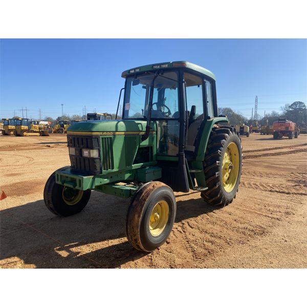 1994 JOHN DEERE 6400 Farm Tractor