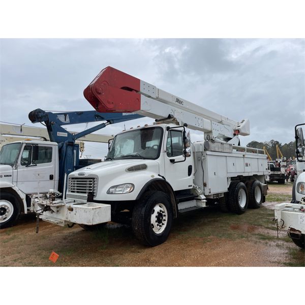2007 FREIGHTLINER M2 Bucket Truck