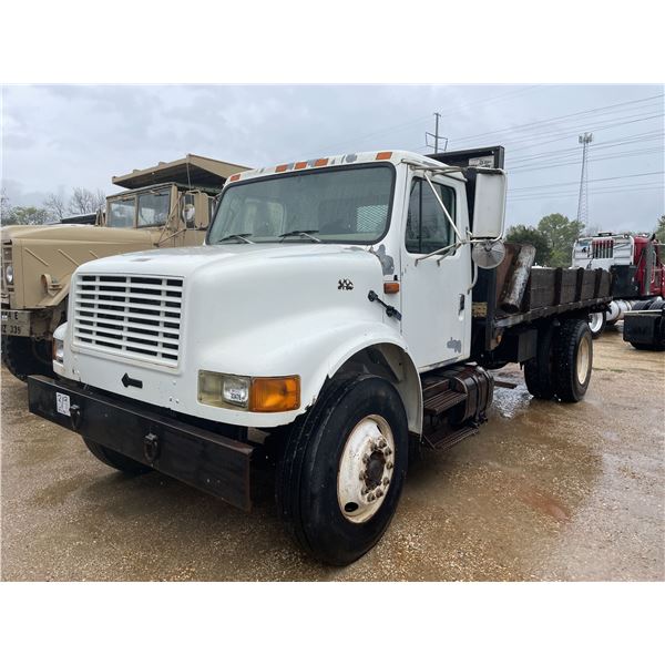 1996 INTERNATIONAL 4700 Flatbed Dump Truck