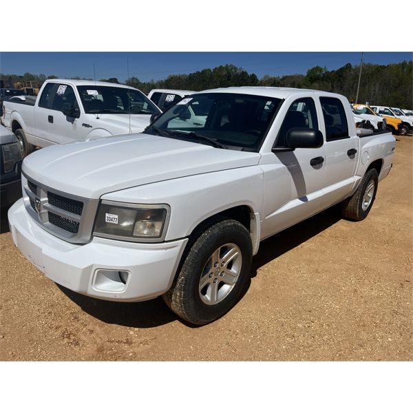 2011 DODGE DAKOTA BIG HORN Pickup Truck