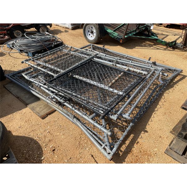 CHAIN LINK FENCE PANELS