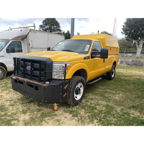 2015 FORD F350 XL Service / Mechanic Truck