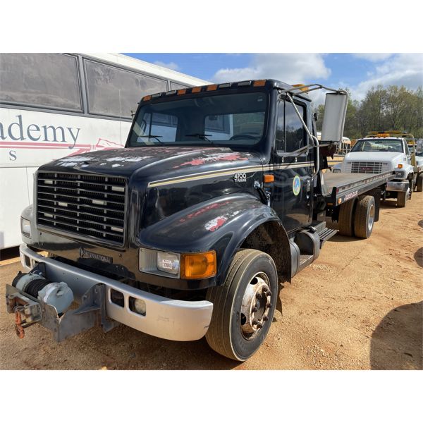 1998 INTERNATIONAL 4700 Rollback Truck