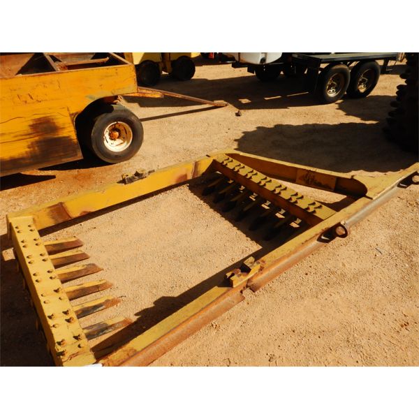 FERGUSON COMPACTOR FRAME