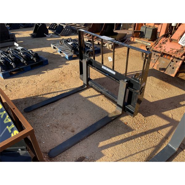 COMPLETE FORKLIFT ASSEMBLY Loader Attachments