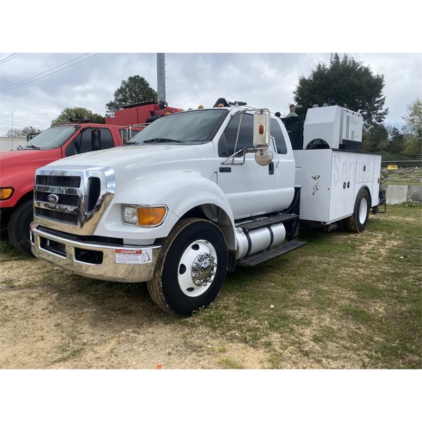 2012 FORD F750 XLT Service / Mechanic Truck