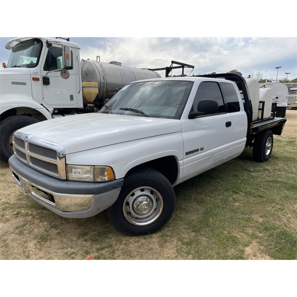 2001 DODGE RAM 2500 Sprayer Truck