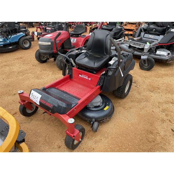 TROY BUILT MUSTANG 42" ZERO TURN Lawn Mower