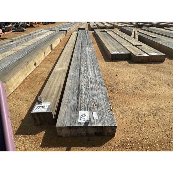 8" x 22" x 30' LAMINATED WOOD BEAM