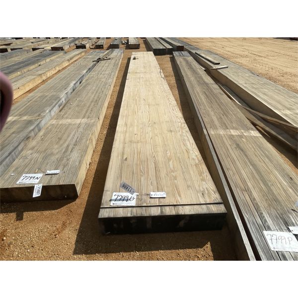 8" x 35" x 28' LAMINATED WOOD BEAM