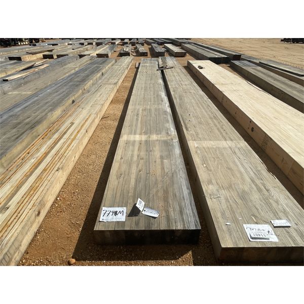 6" x 28" x 30' LAMINATED WOOD BEAM