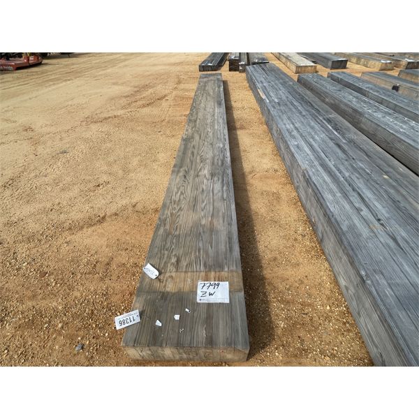 8" x 24" x 24' LAMINATED WOOD BEAM