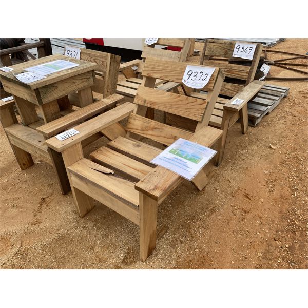 WOOD CHAIR
