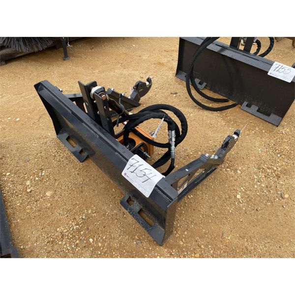 3 POINT HITCH W/ PTO