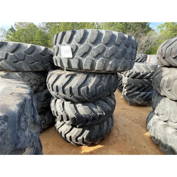 (4) 480/80-26 TIRES W/ RIMS