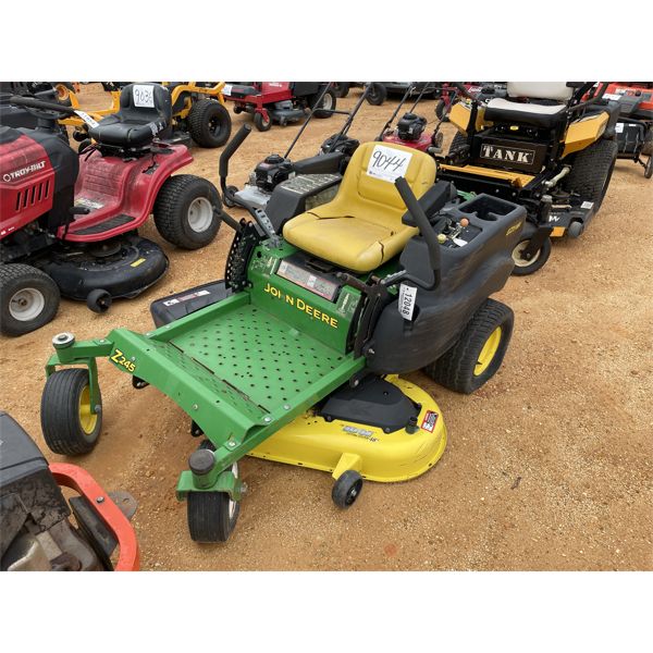 JOHN DEERE Z245 ZERO TURN Lawn Mower