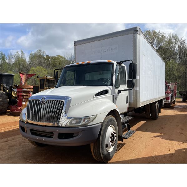 2007 INTERNATIONAL 4300 Box Truck