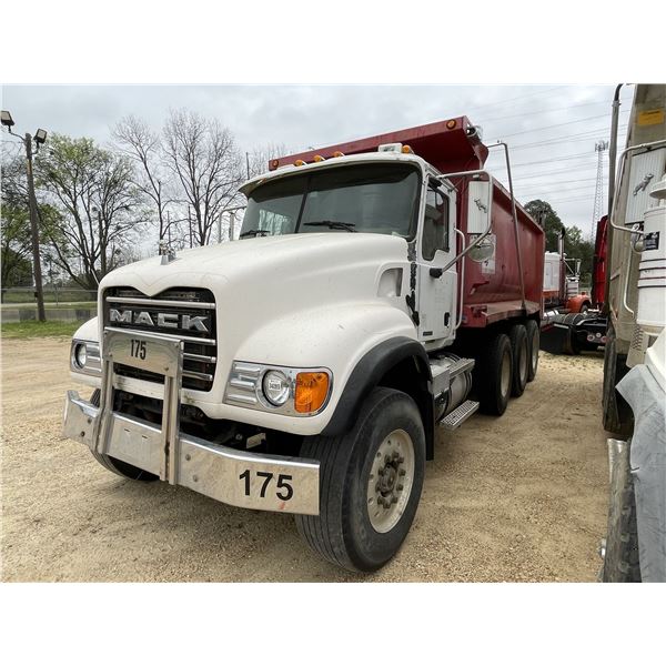 2004 MACK CV713 Dump Truck