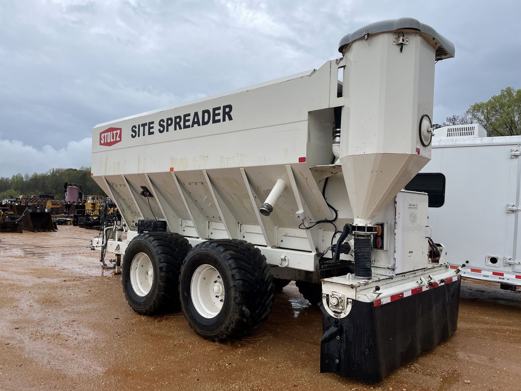Stoliz R3 2023 STOLIZ SS1516 SITE SPREADER Aggregate Spreader - J.M. Wood Auction ...