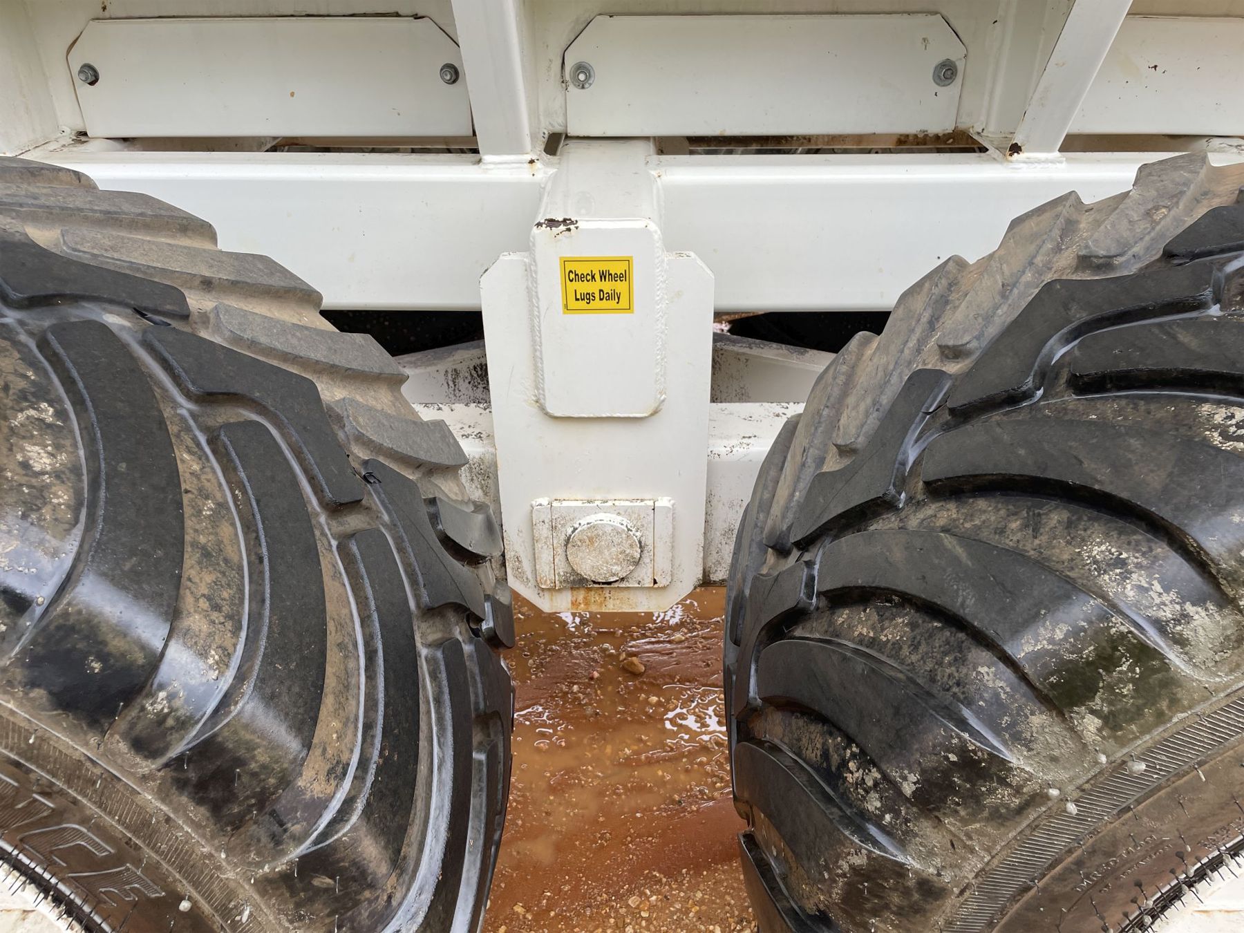 Stoliz R3 2023 STOLIZ SS1516 SITE SPREADER Aggregate Spreader - J.M. Wood Auction ...