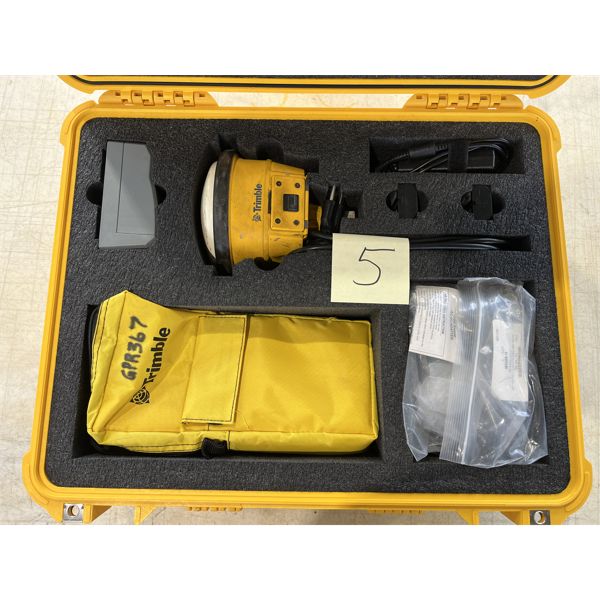 TRIMBLE SPS985 GPS ROVER KIT