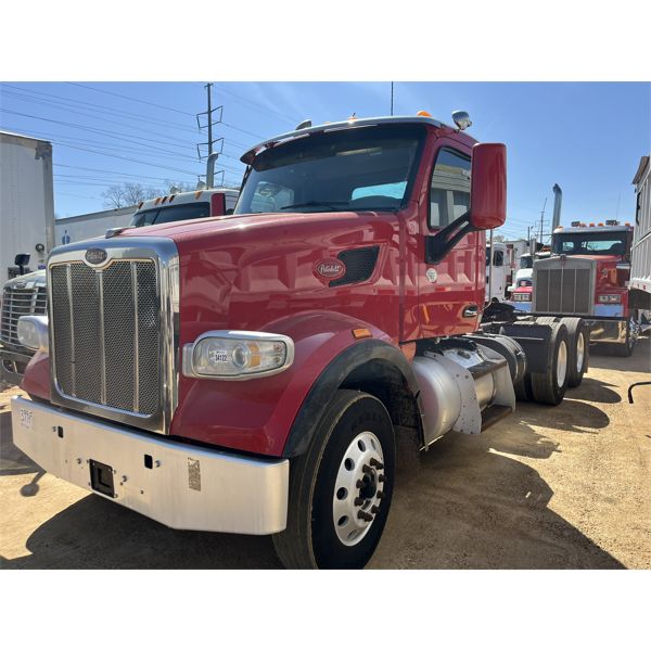 2019 PETERBILT 567 Day Cab Truck