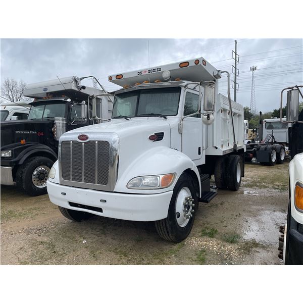 2007 PETERBILT 335 Dump Truck