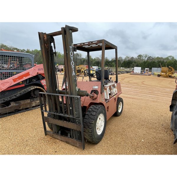 TOYOTA 2FG30 Forklift - Mast