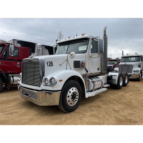 2017 FREIGHTLINER  Day Cab Truck
