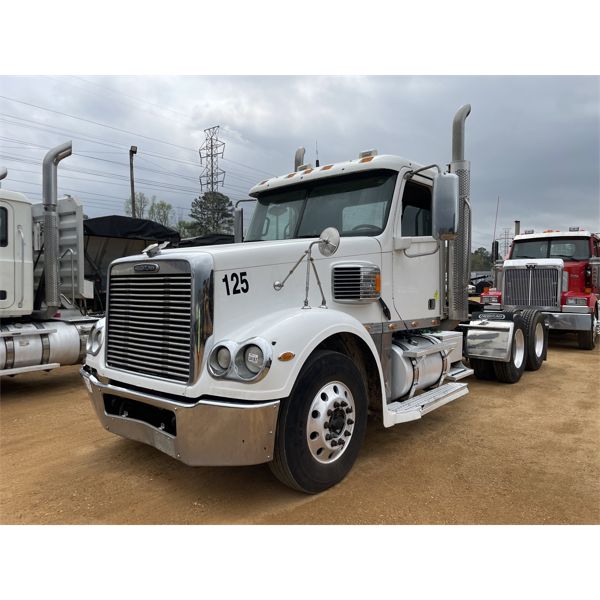 2018 FREIGHTLINER  Day Cab Truck