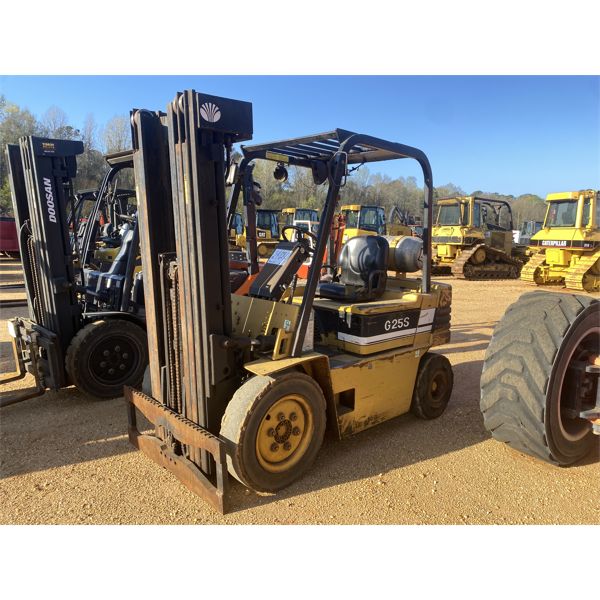 DEAWOO G25S-2 Forklift - Mast