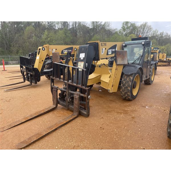 2014 CAT TL943C Forklift - Telehandler
